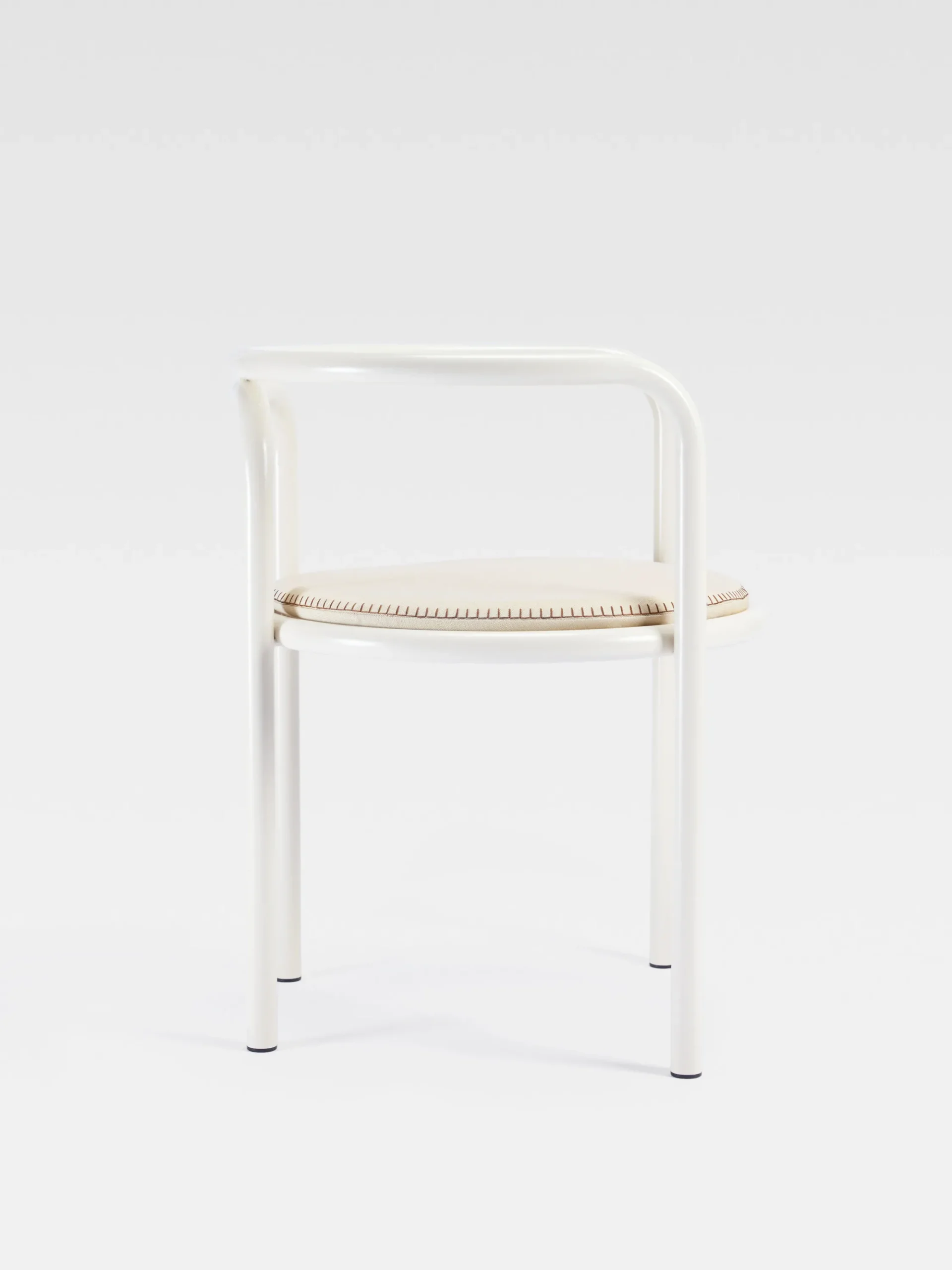 Jacquemus + Exteta - Locus Solus Chaise par Gae Aulenti
