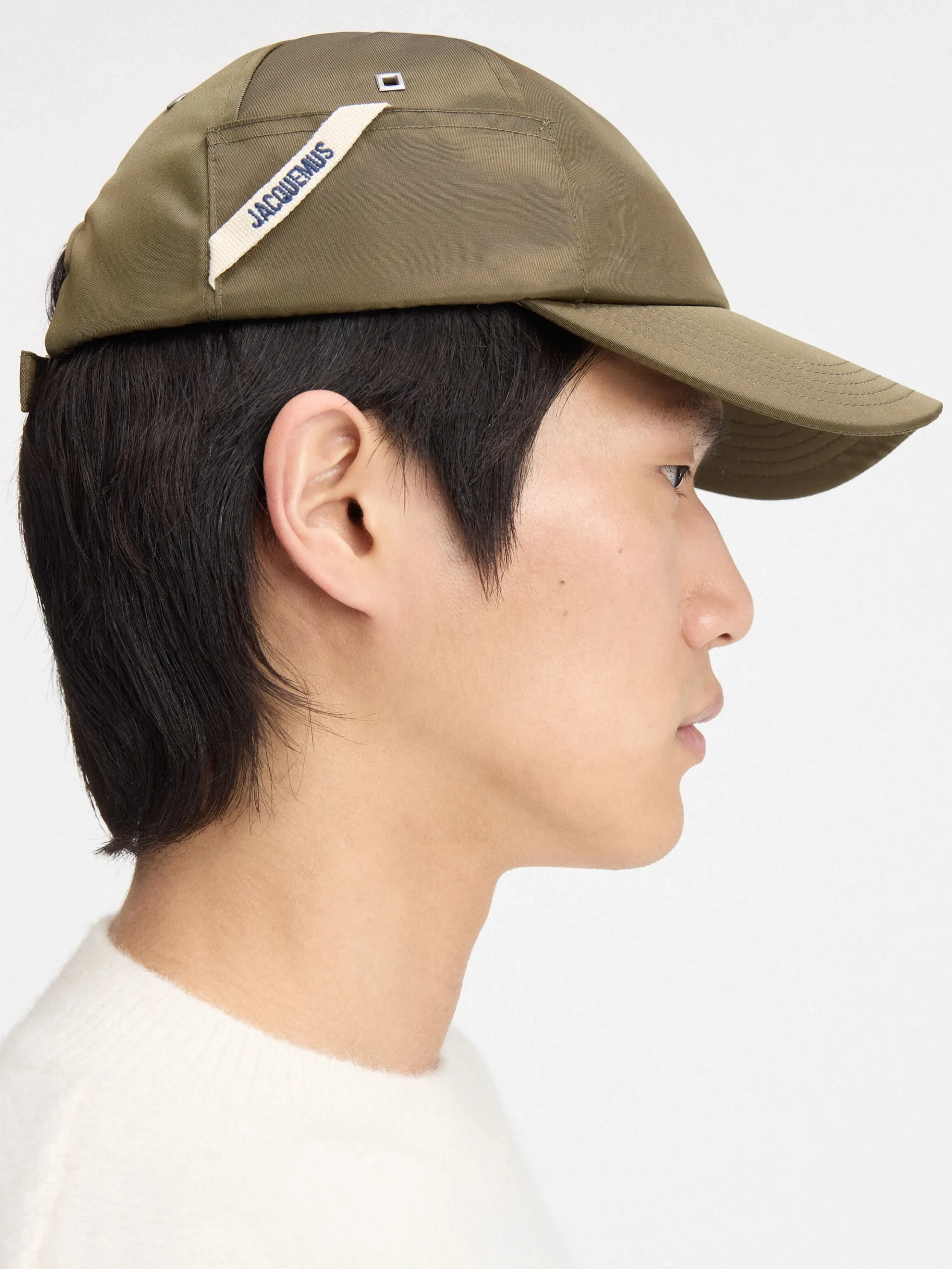 La casquette Ovalie