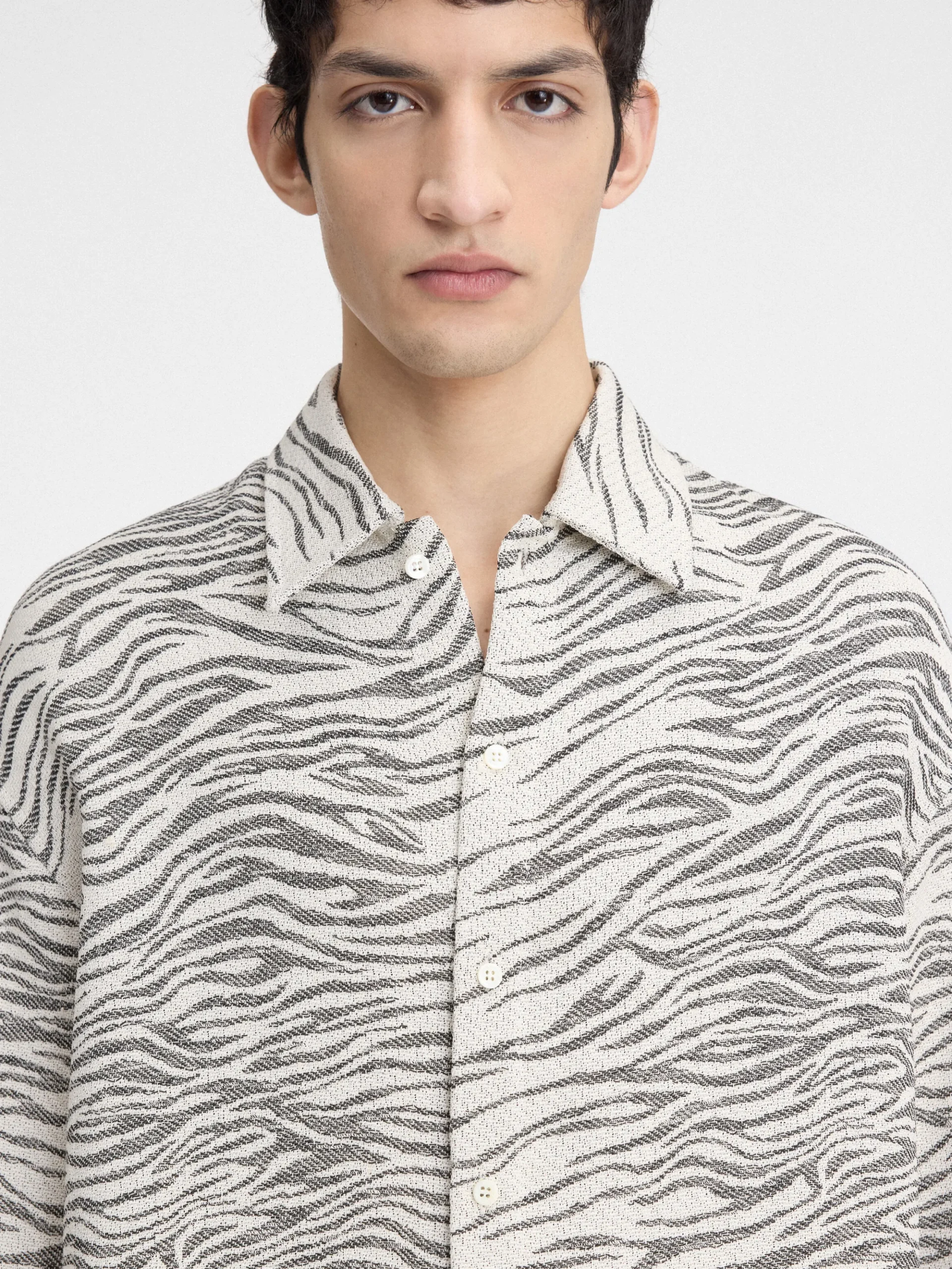 La chemise Corto