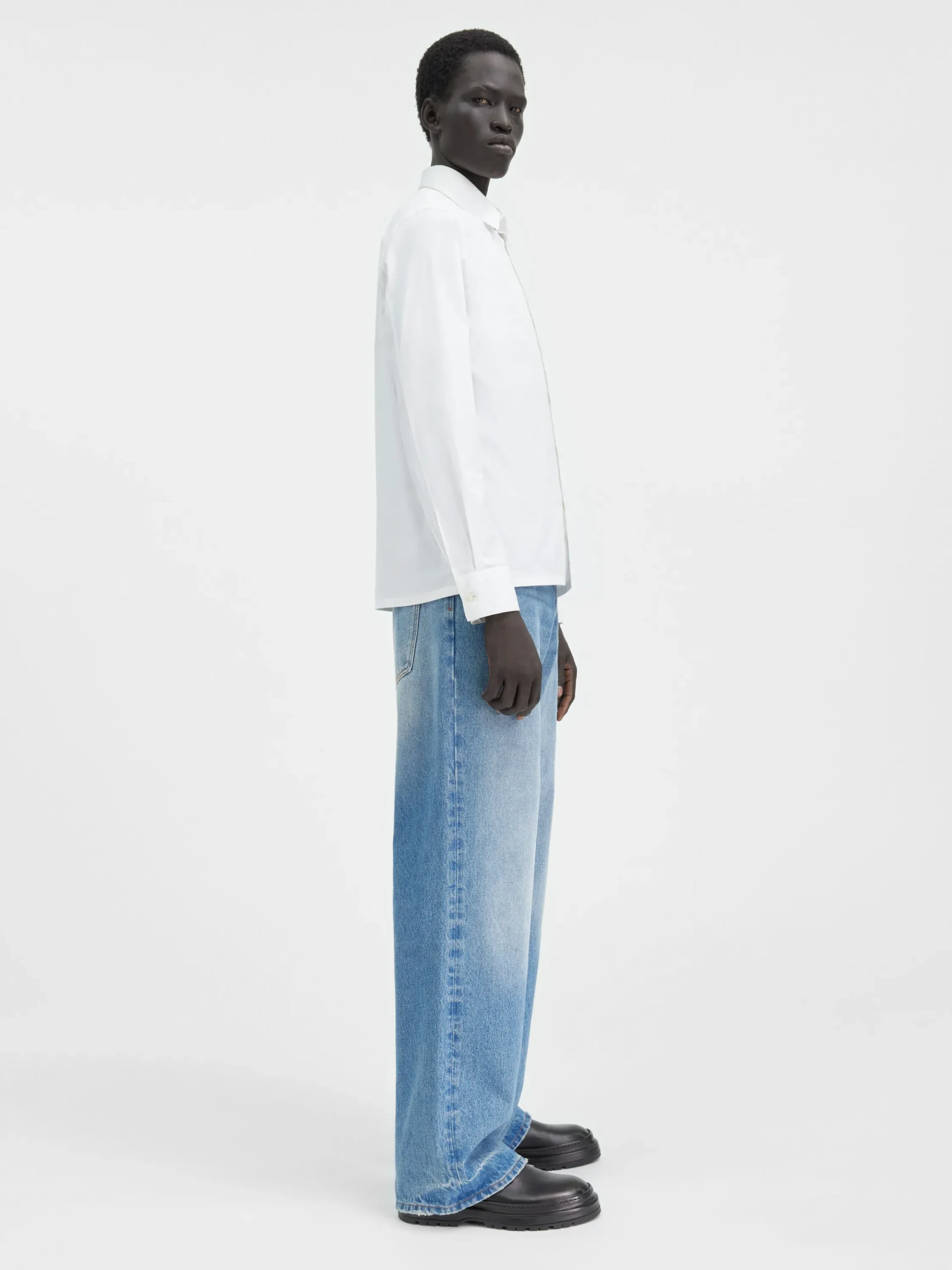 La chemise de costume