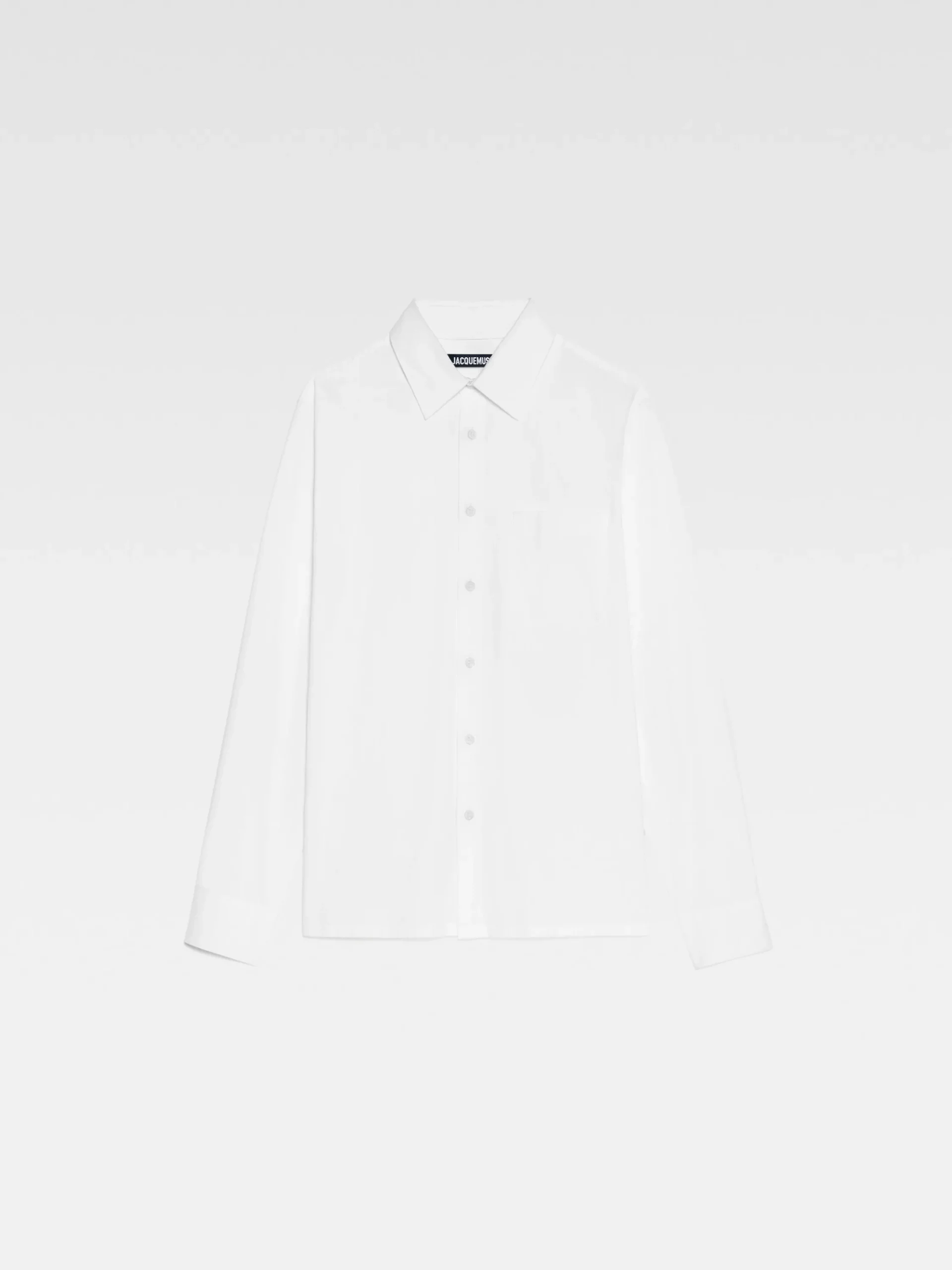 La chemise de costume