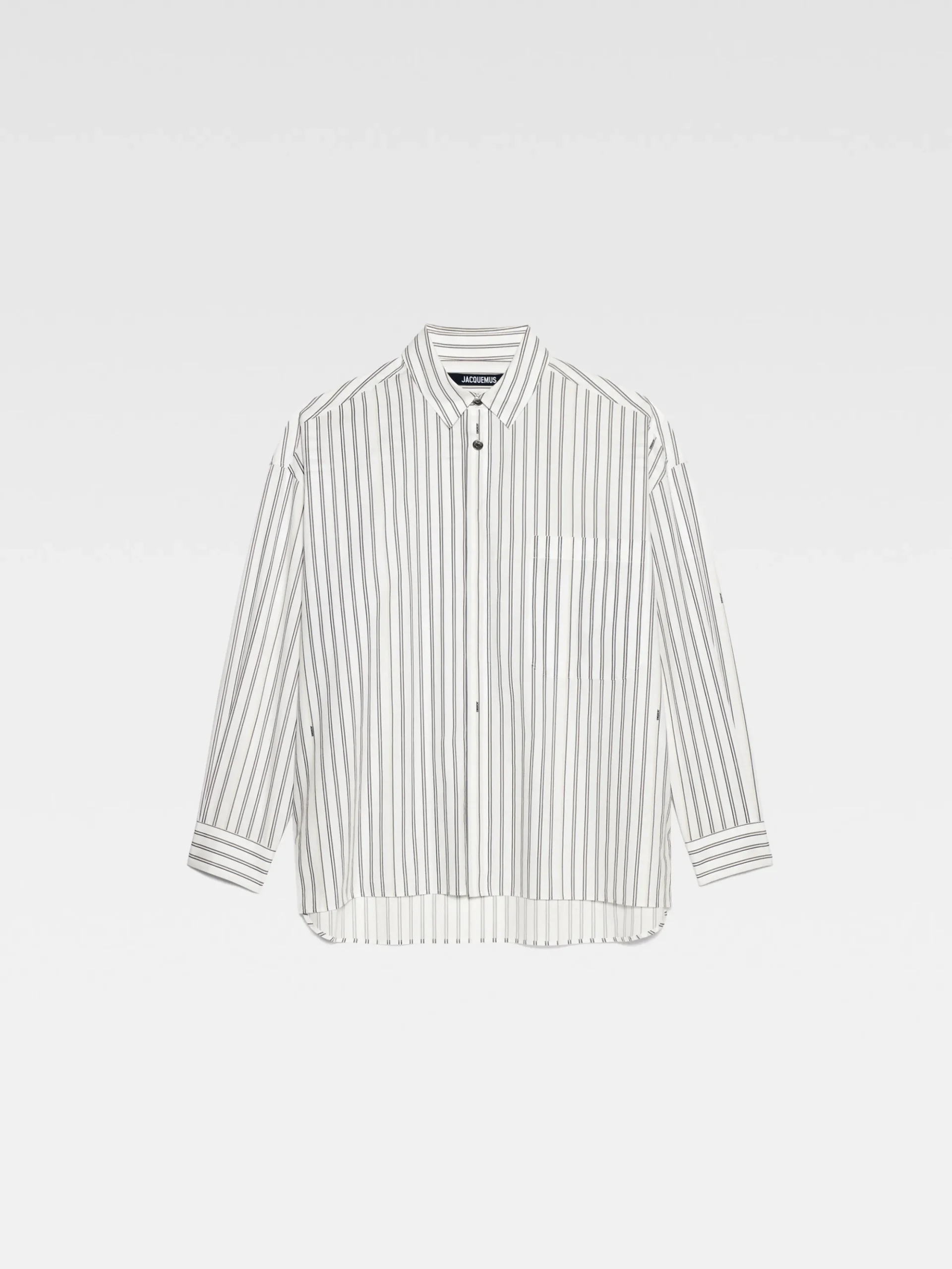La chemise manches longues