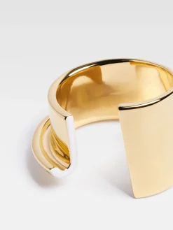 Le bracelet J