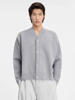 Le cardigan Boutonn&eacute;