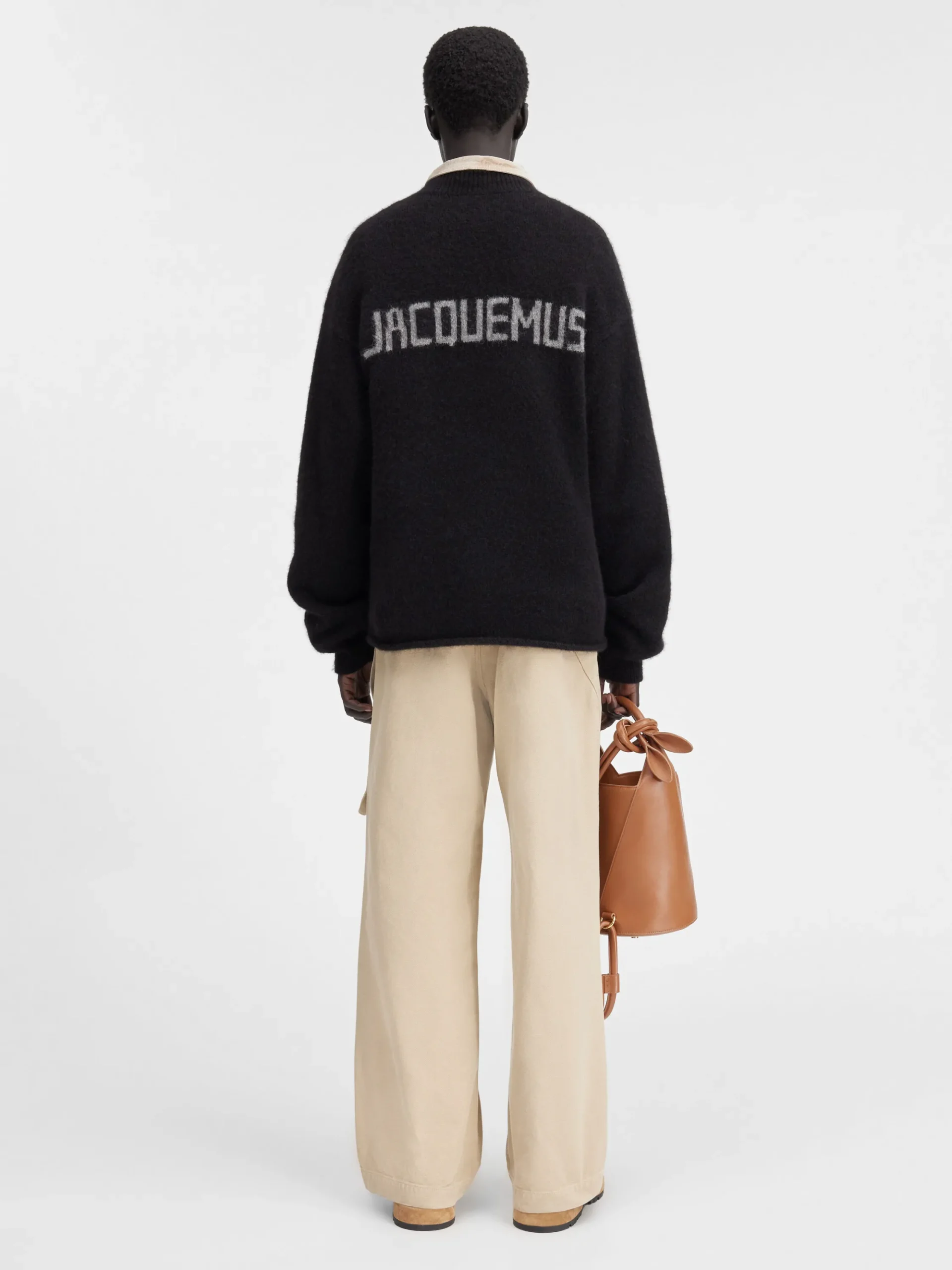 Le pull Jacquemus
