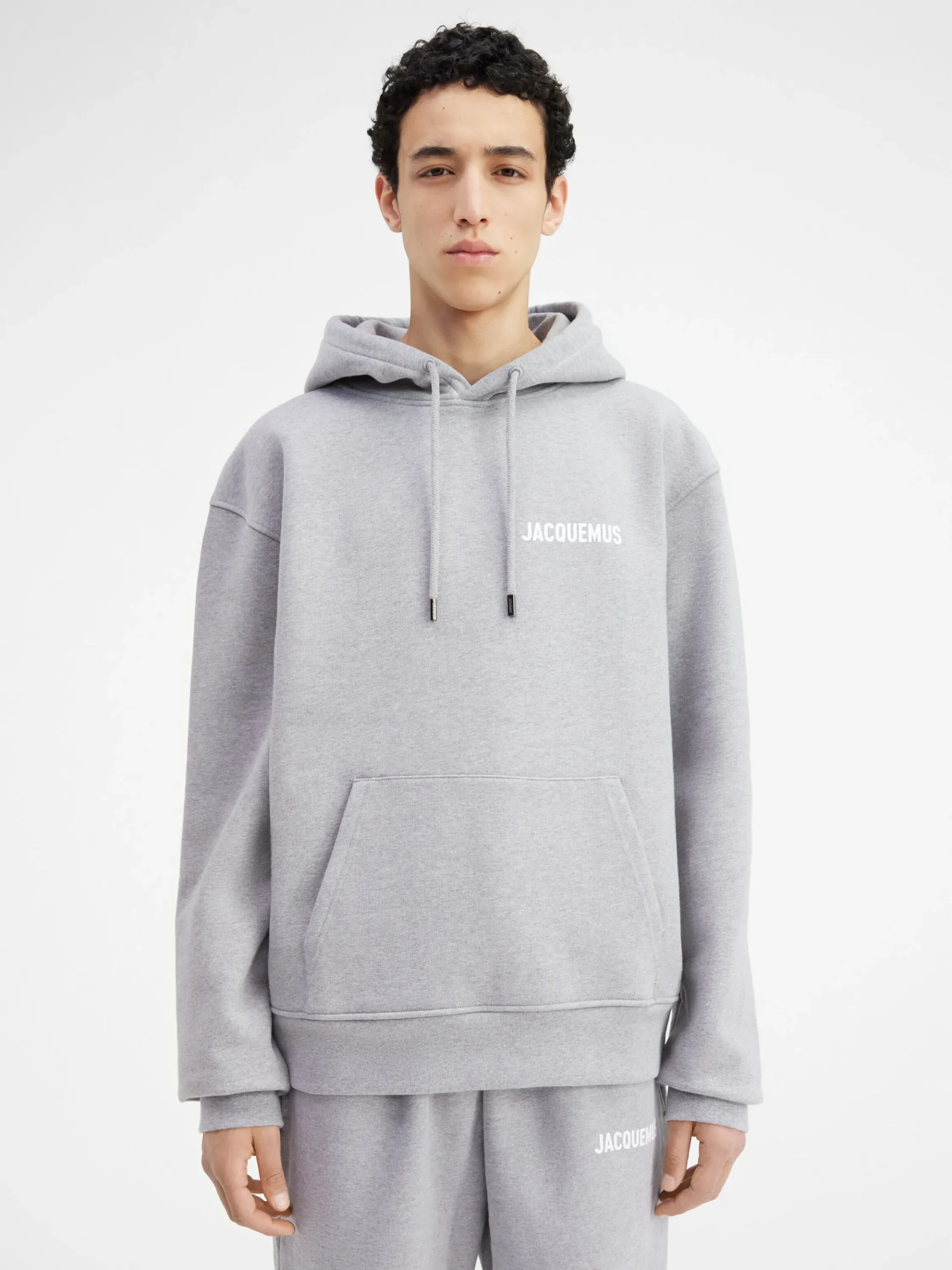 Le sweatshirt Jacquemus