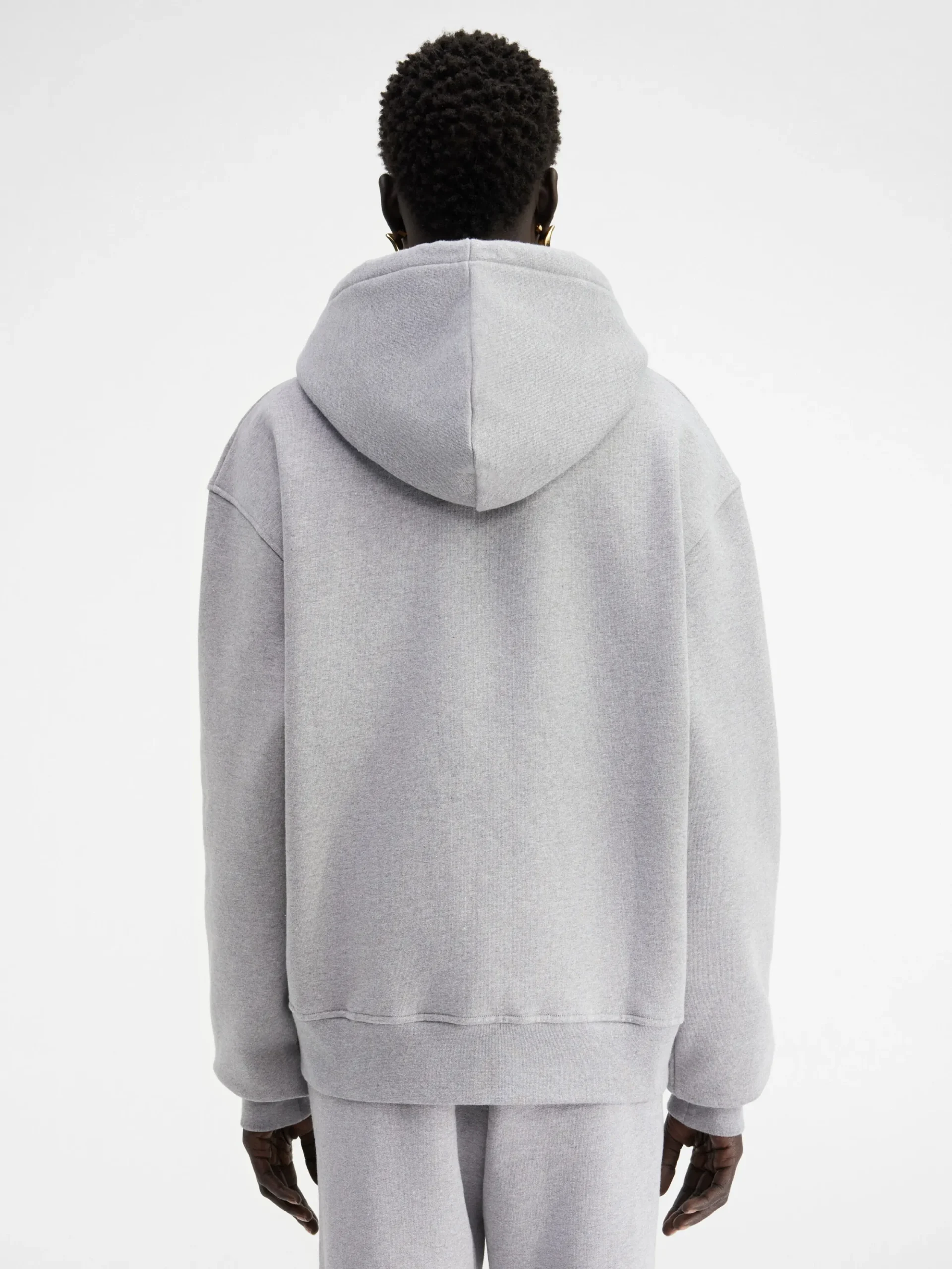 Le sweatshirt Jacquemus