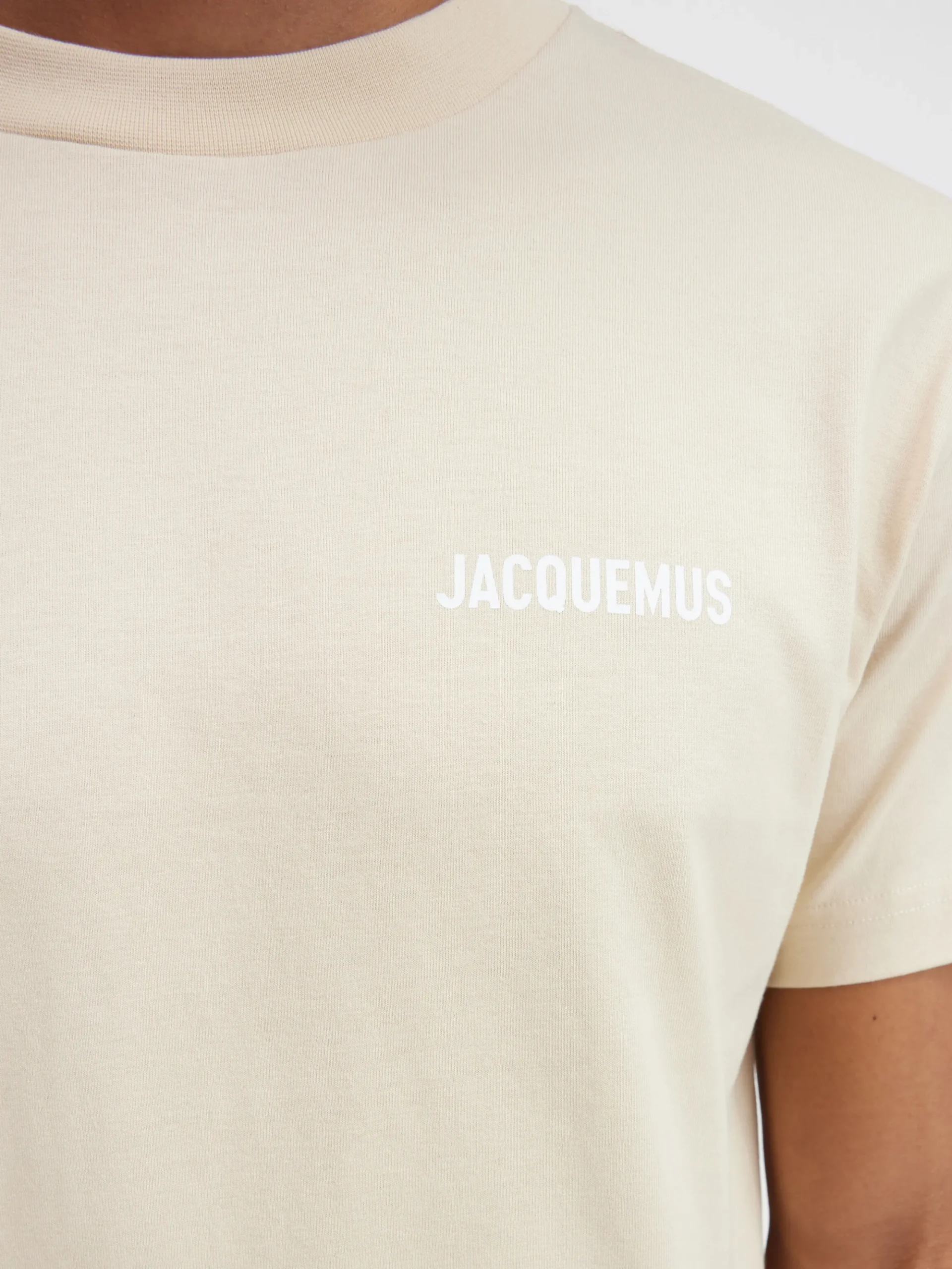 Le t-shirt Jacquemus