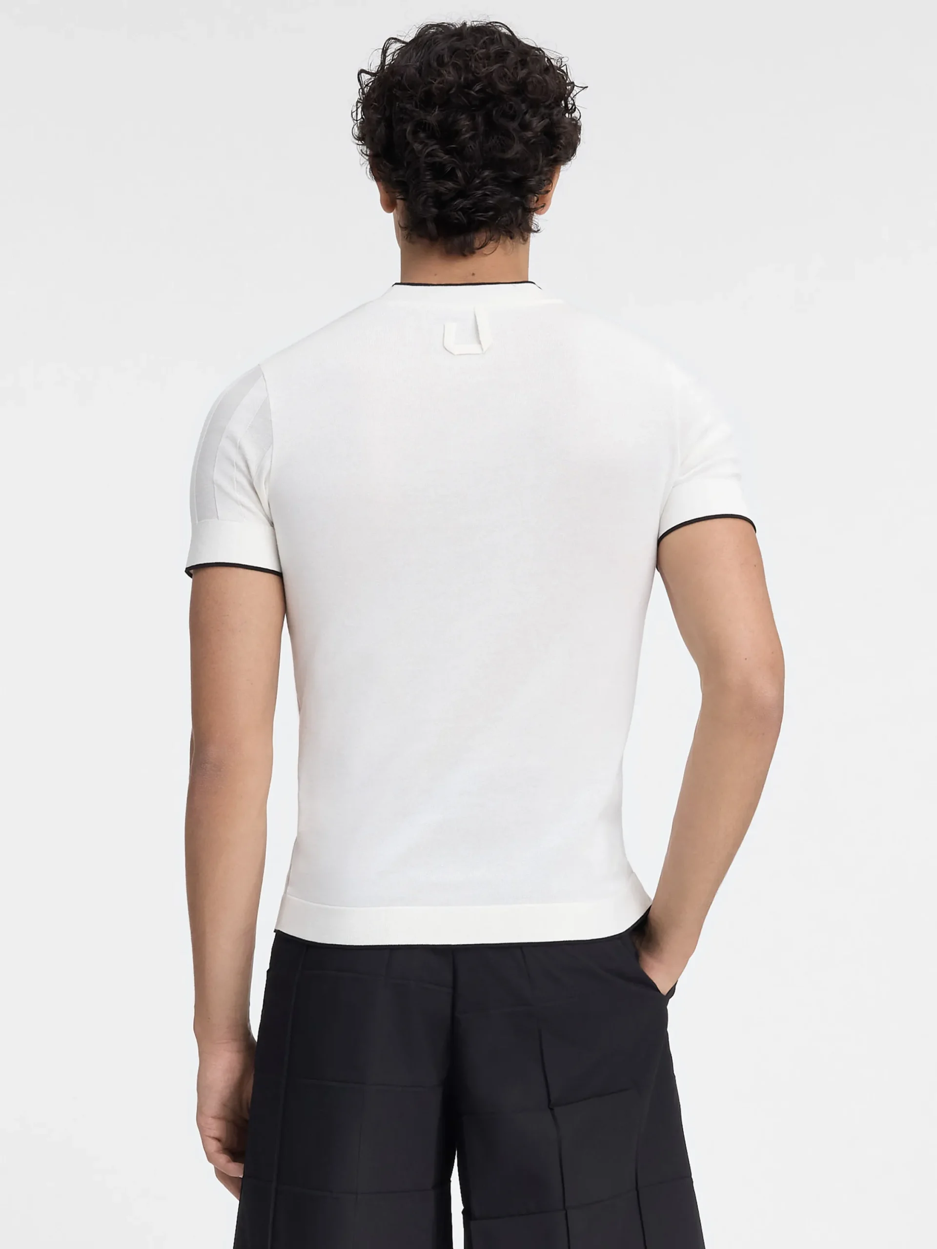 Le t-shirt Tricot